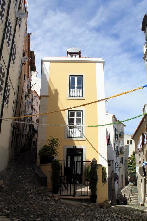 Patio Alfama Apartment Lisbon Luaran gambar